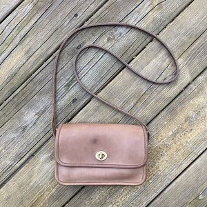 Vintage Coach Dinky Crossbody